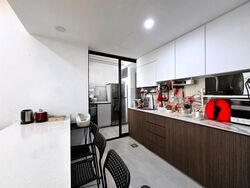 Seletaris (D27), Condominium #623481251